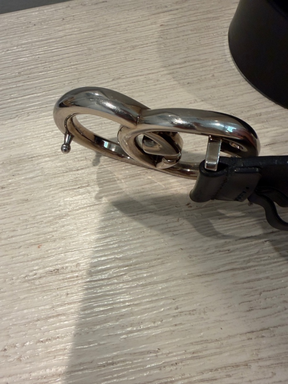 Gucci Black Leather Belt with Silver Double G Buckle - Picture 5 of 8